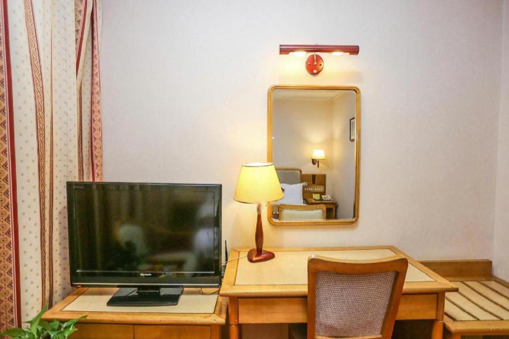 New Asia Hotel Гуанчжоу Экстерьер фото
