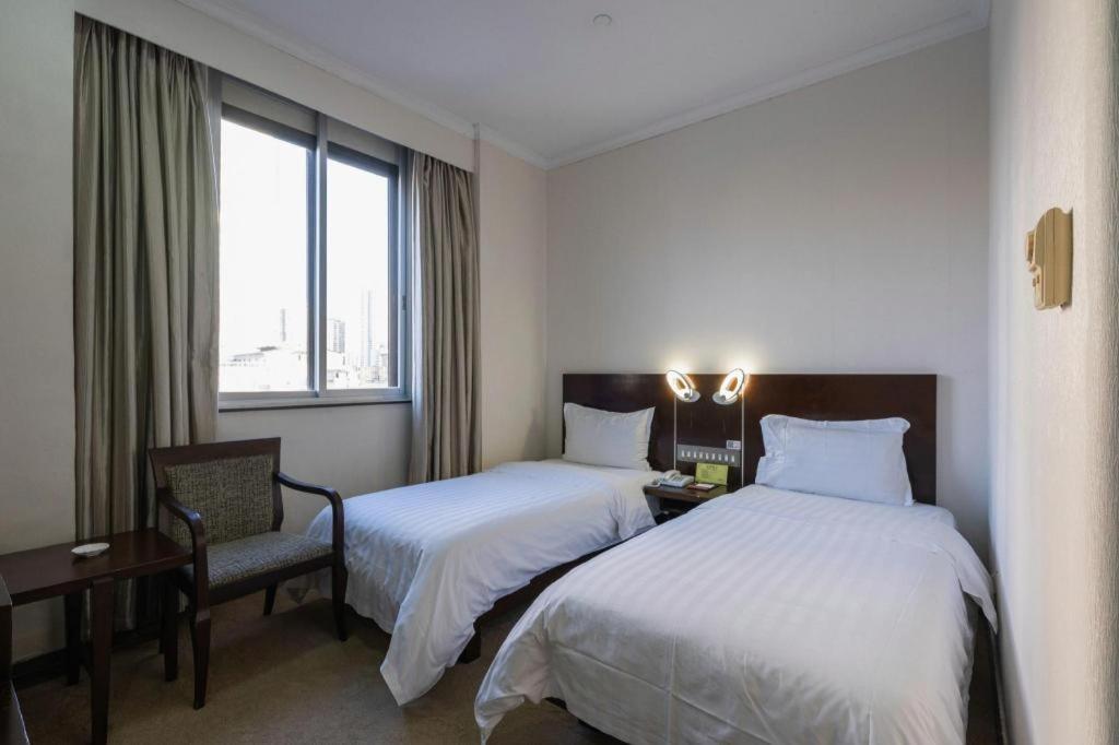 New Asia Hotel Гуанчжоу Экстерьер фото