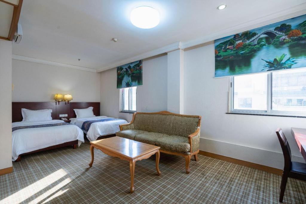 New Asia Hotel Гуанчжоу Экстерьер фото