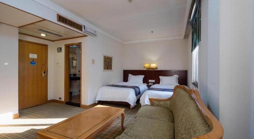 New Asia Hotel Гуанчжоу Экстерьер фото